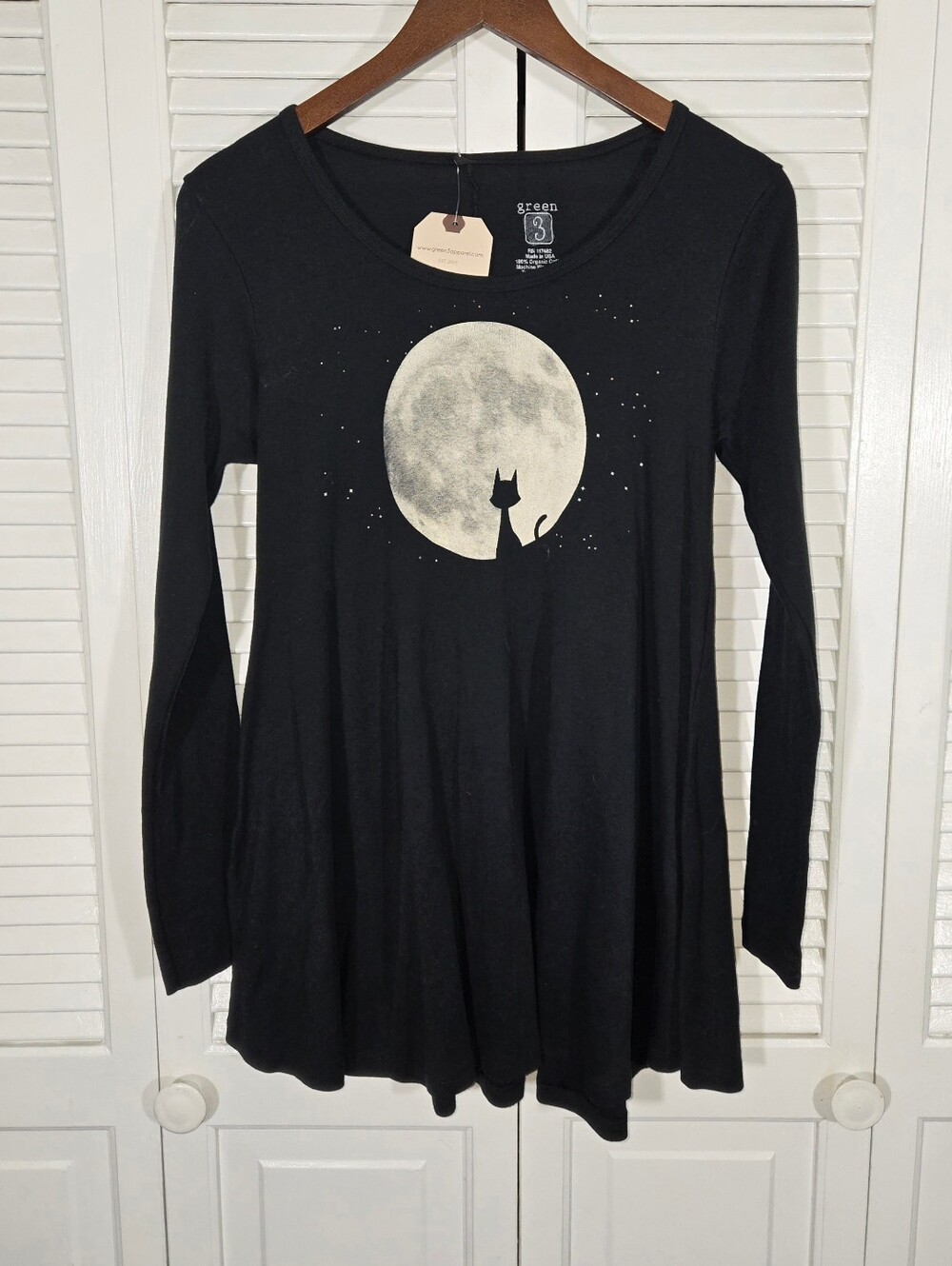 Green 3 NWT Cat Moon Graphic Long Sleeve Swing Tunic Sz M